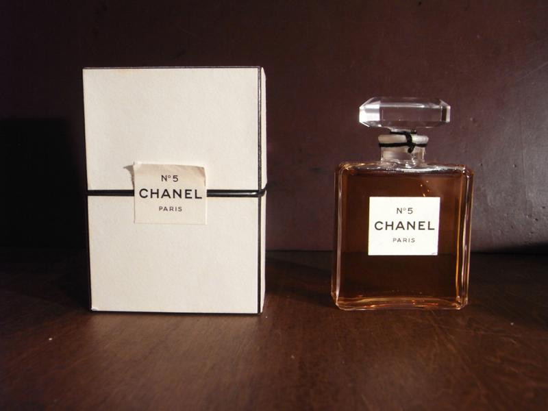 French glass perfume bottle（EXTRAIT/未開栓）