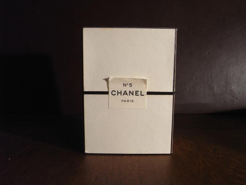 CHANEL N°5 香水瓶、香水ボトル、ガラスボトル、ガラス瓶　LCC 0668（3）