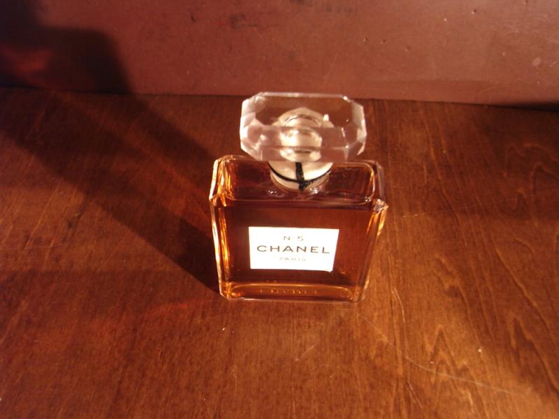 CHANEL N°5 香水瓶、香水ボトル、ガラスボトル、ガラス瓶　LCC 0668（7）