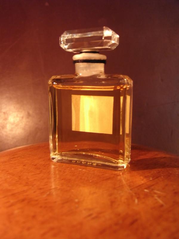 CHANEL N°5 香水瓶、ミニチュア香水ボトル、ミニガラスボトル、サンプルガラス瓶　LCC 0608（5）
