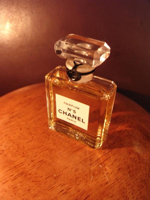 CHANEL N°5 香水瓶、ミニチュア香水ボトル、ミニガラスボトル、サンプルガラス瓶　LCC 0608（6）