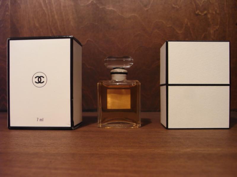 CHANEL N°5 香水瓶、ミニチュア香水ボトル、ミニガラスボトル、サンプルガラス瓶 LCC 0036(2)