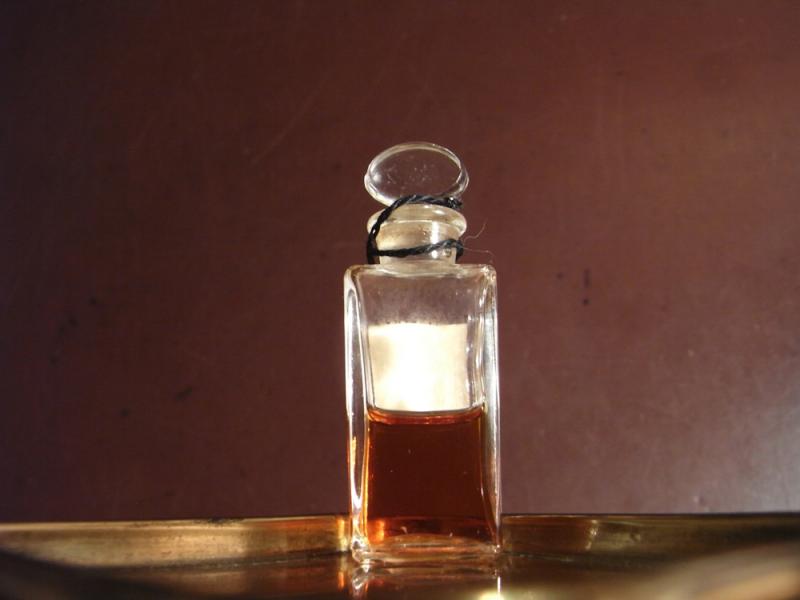 CHANEL N°5 香水瓶、ミニチュア香水ボトル、ミニガラスボトル、サンプルガラス瓶　LCC 0666（7）