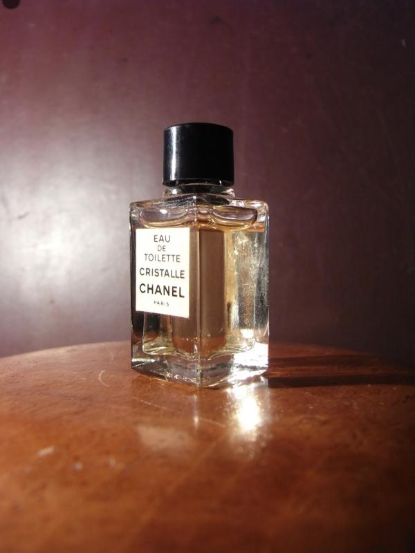 CHANEL CRISTALLE 香水瓶、ミニチュア香水ボトル、ミニガラスボトル、サンプルガラス瓶　LCC 0198（5）