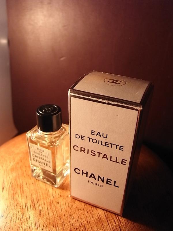 CHANEL CRISTALLE 香水瓶、ミニチュア香水ボトル、ミニガラスボトル、サンプルガラス瓶 LCC 0673(2)