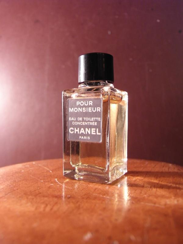 French glass perfume bottle(HOMME)
