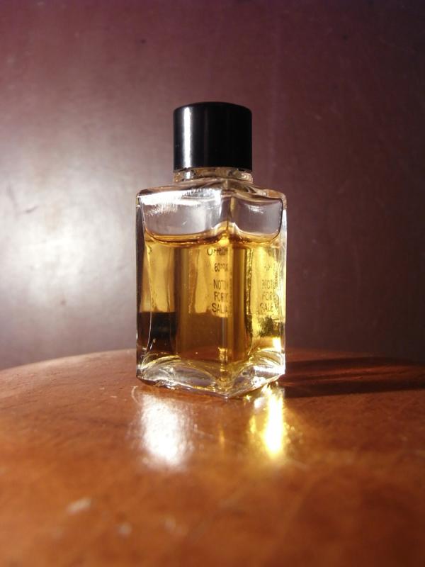CHANEL N°5 香水瓶、ミニチュア香水ボトル、ミニガラスボトル、サンプルガラス瓶 LCC 0220(3)