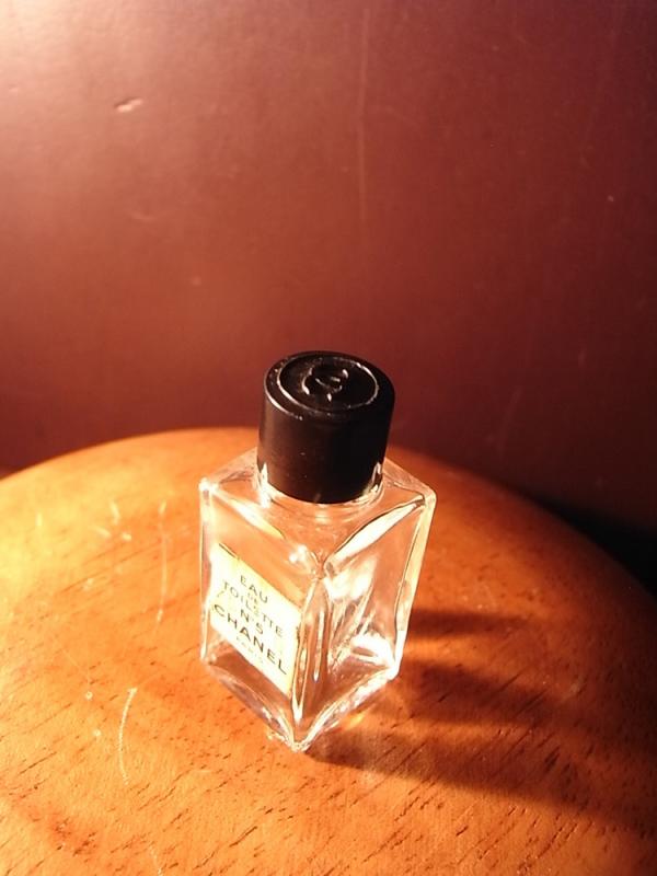 CHANEL N°5 香水瓶、ミニチュア香水ボトル、ミニガラスボトル、サンプルガラス瓶 LCM 4535(3)