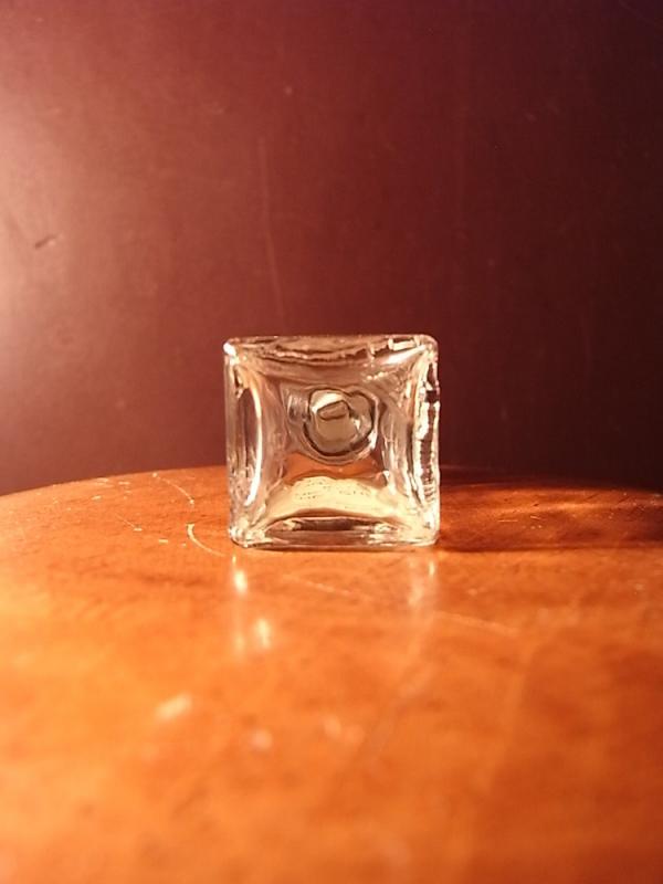 CHANEL N°5 香水瓶、ミニチュア香水ボトル、ミニガラスボトル、サンプルガラス瓶 LCM 4535(4)