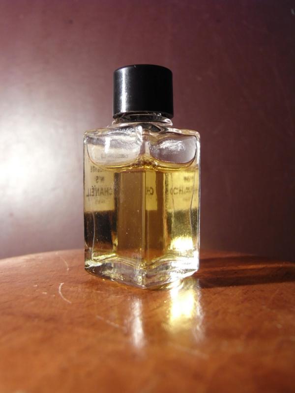 CHANEL N°5 香水瓶、ミニチュア香水ボトル、ミニガラスボトル、サンプルガラス瓶 LCM 4655(3)