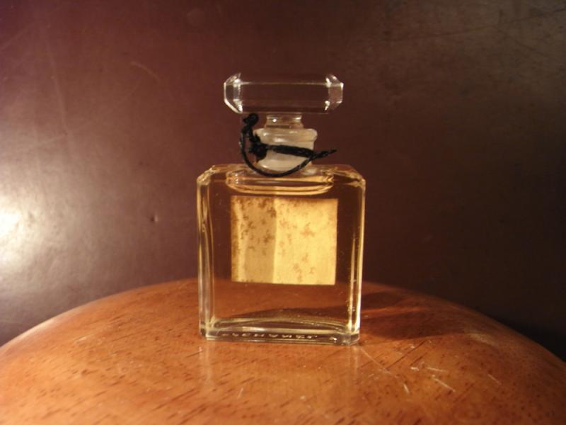 CHANEL N°5 香水瓶、ミニチュア香水ボトル、ミニガラスボトル、サンプルガラス瓶　LCM 4656（2）