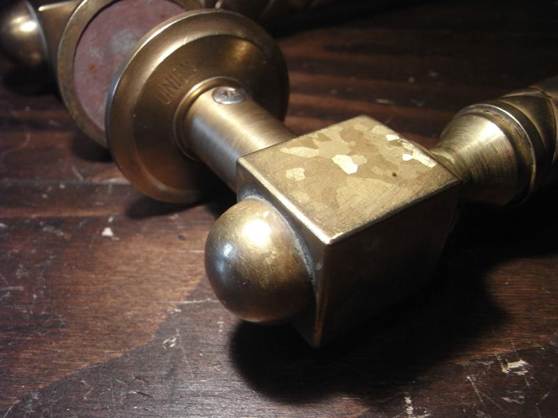 イギリス製アンティーク真鍮製ドアハンドル　ドア取っ手　家具パーツ　LCM 4806（2）