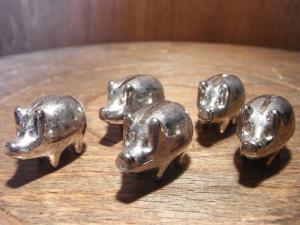 Italian mini silver pig card stand