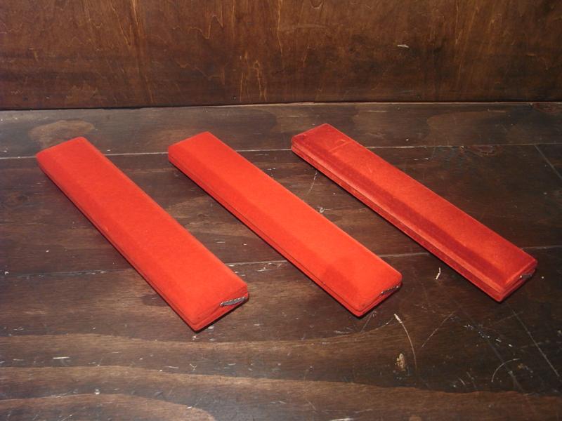 red velvet necklace case(3点あり!!)