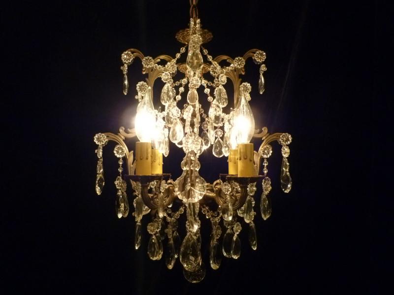 フレンチシャンデリア　クリスタルビーズ　真鍮　4灯　インテリア照明　リビング照明　LFH 0052B/4（1）
