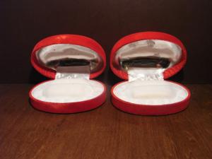 red velvet ring case