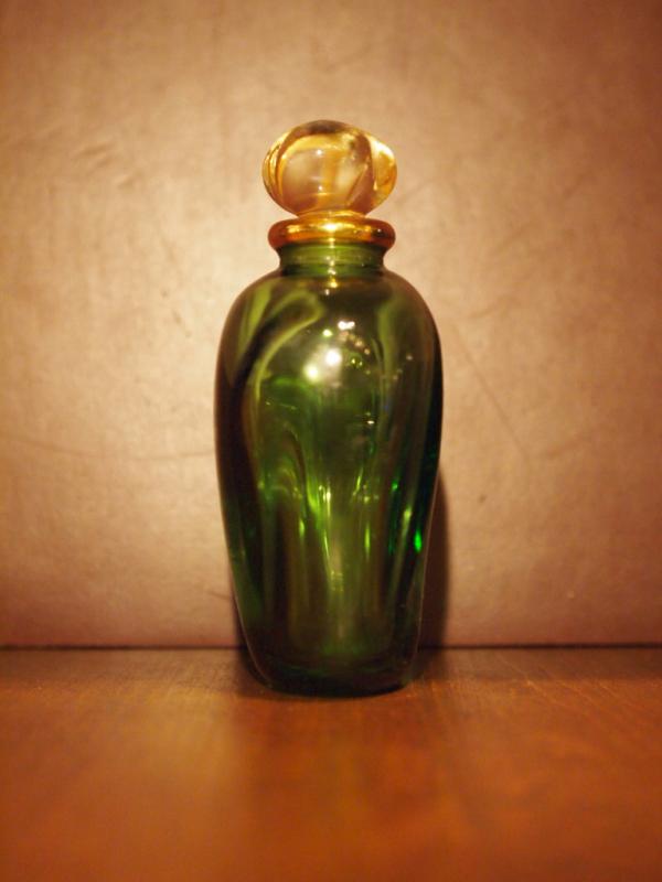 Christian Dior　TENDRE POISONヴィンテージ香水瓶、ミニチュア香水ボトル、ミニガラスボトル、サンプルガラス瓶　LCC 0102（2）