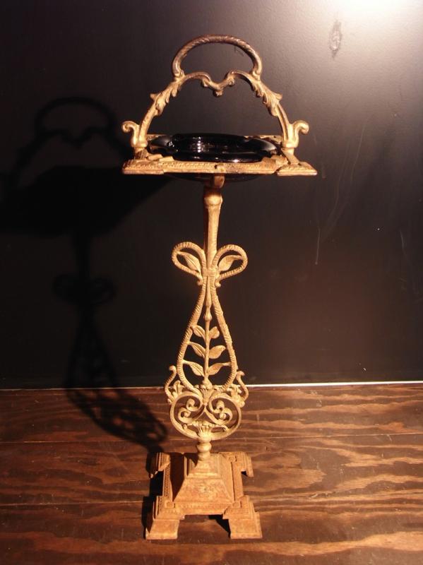 ashtray stand