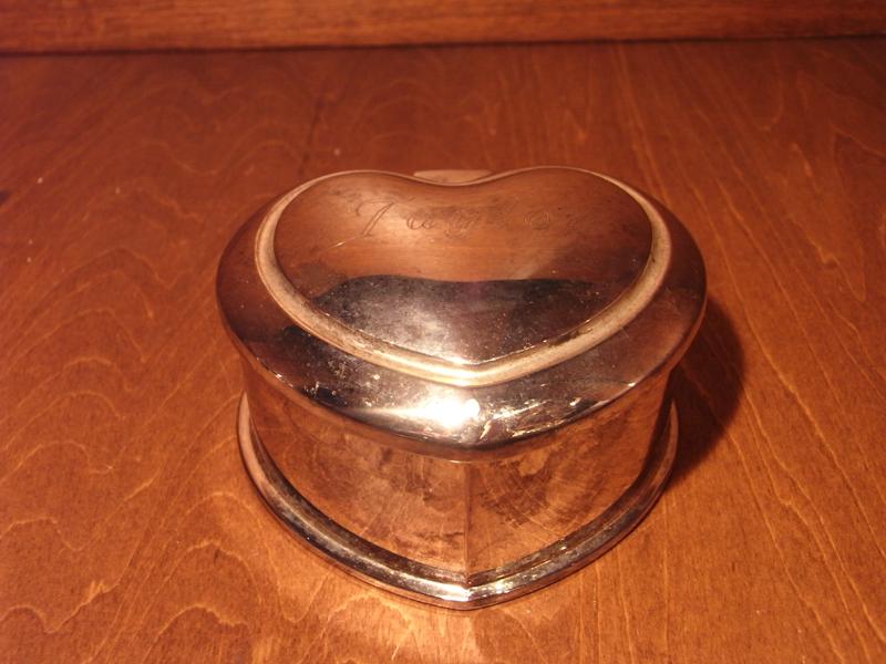 silver heart jewelry case