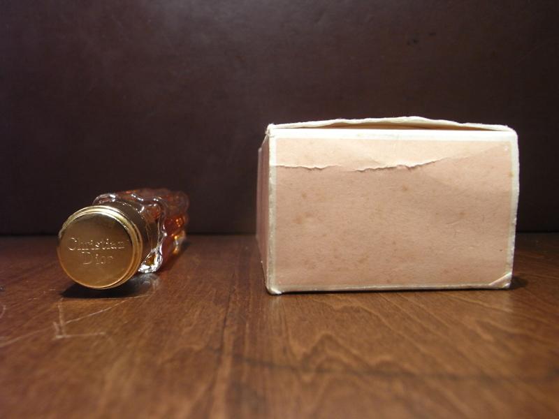 Christian Dior Diorissimoヴィンテージ香水瓶、ミニチュア香水ボトル、ミニガラスボトル、サンプルガラス瓶 LCC 0093(4)
