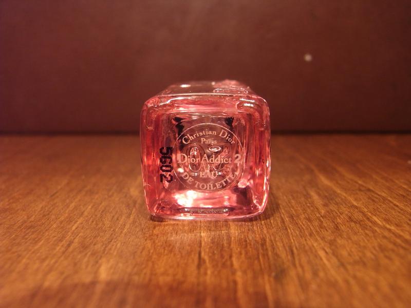 Christian Dior Addict 2ヴィンテージ香水瓶、ミニチュア香水ボトル、ミニガラスボトル、サンプルガラス瓶 LCC 0257(5)