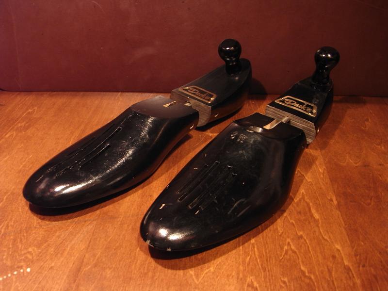 black wood shoe keeper 2P SET