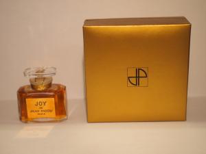 French glass perfume bottle(未開栓/ケース付)
