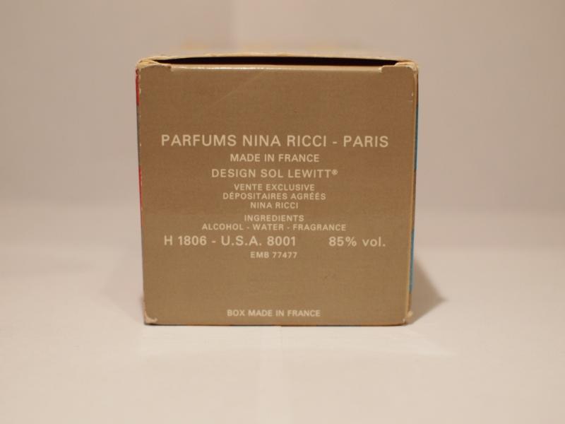 NINA RICCI/Ricci-Club香水瓶、ミニチュア香水ボトル、ミニガラスボトル、サンプルガラス瓶　LCC 0032（3）