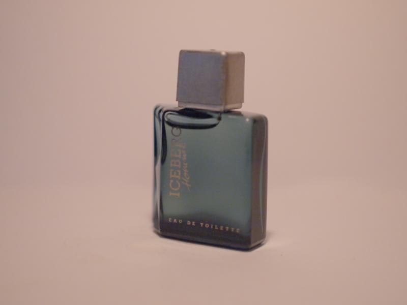 Iceberg/Homme香水瓶、ミニチュア香水ボトル、ミニガラスボトル、香水ガラス瓶　LCC 0066（2）