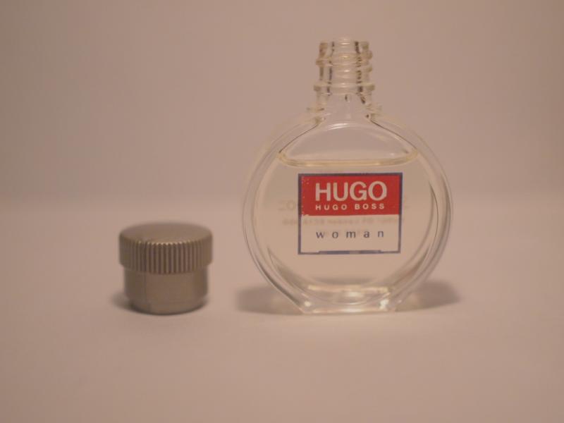 HUGO BOSS/BOSS women香水瓶、ミニチュア香水ボトル、ミニガラスボトル、サンプルガラス瓶　LCC 0067（6）