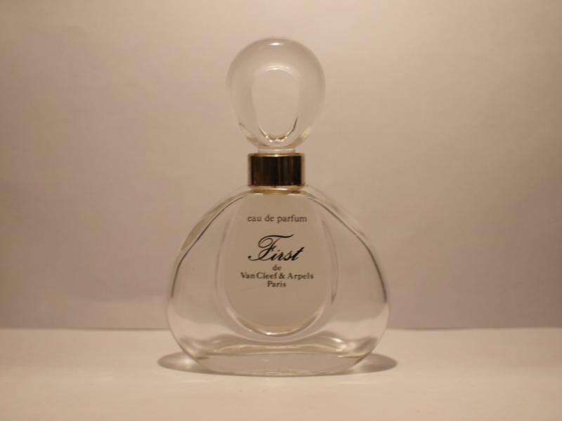 Van Cleef & Arpels/First香水瓶、ミニチュア香水ボトル、ミニガラスボトル、サンプルガラス瓶　LCC 0108（1）