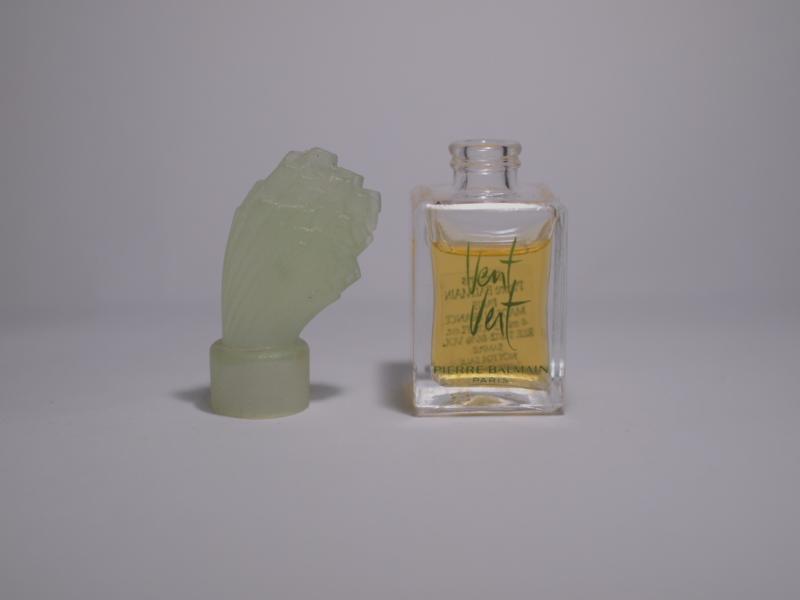 PIERRE BALMAIN/Vent Vert香水瓶、ミニチュア香水ボトル、ミニガラスボトル、サンプルガラス瓶　LCC 0132（6）