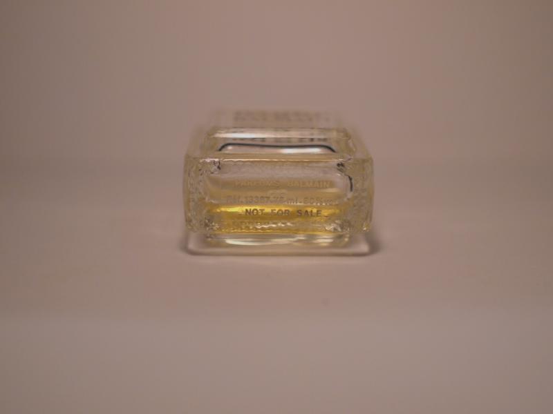 pierre BALMAIN/IVOIRE香水瓶、ミニチュア香水ボトル、ミニガラスボトル、サンプルガラス瓶　LCC 0211（5）