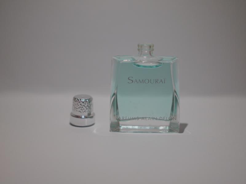 ALAIN DELIN/SAMOURAI香水瓶、ミニチュア香水ボトル、ミニガラスボトル、サンプルガラス瓶 LCC 0258(5)