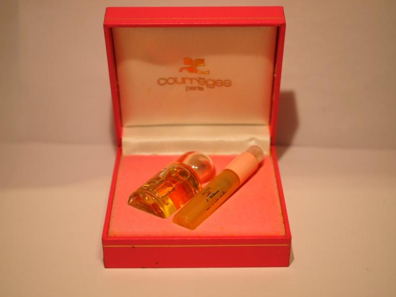 French glass perfume bottle(ケース付)