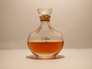 French glass perfume bottle（未開栓）