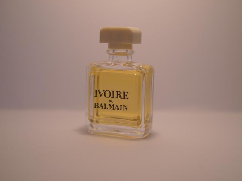 pierre BALMAIN/IVOIRE香水瓶、ミニチュア香水ボトル、ミニガラスボトル、サンプルガラス瓶　LCC 0319（2）