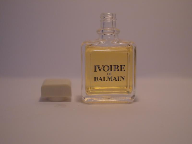 pierre BALMAIN/IVOIRE香水瓶、ミニチュア香水ボトル、ミニガラスボトル、サンプルガラス瓶　LCC 0319（6）