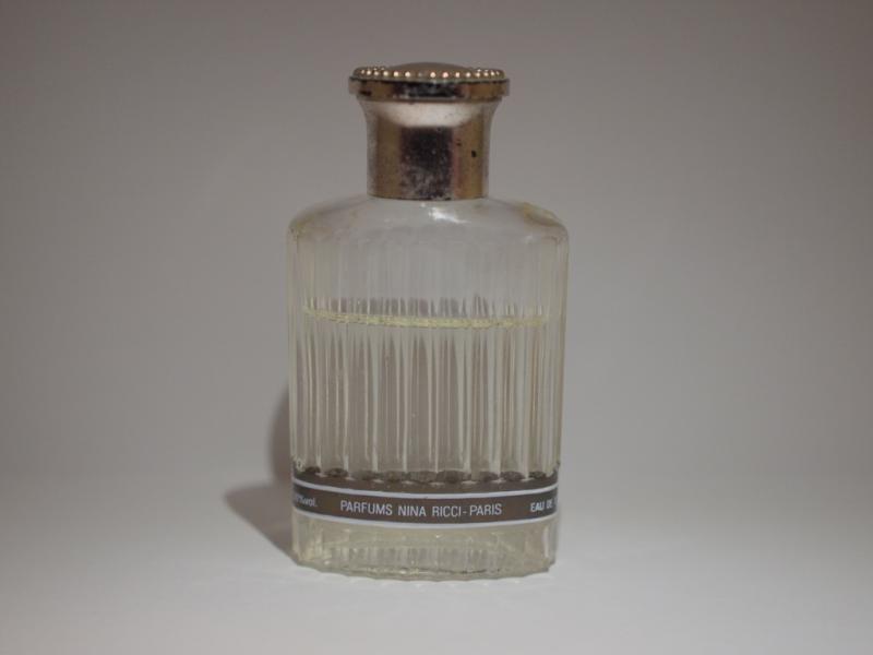 NINA RICCI/Signoricci2香水瓶、ミニチュア香水ボトル、ミニガラスボトル、サンプルガラス瓶 LCC 0326(4)