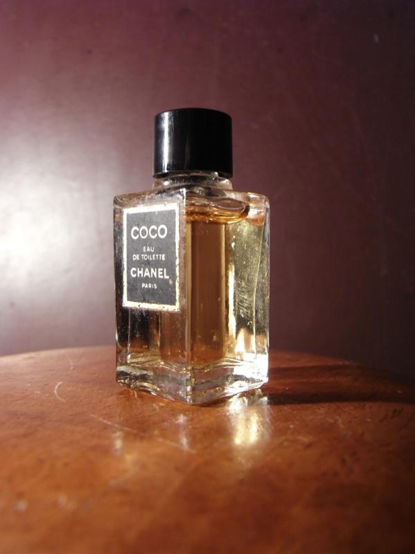 CHANEL COCO 香水瓶、ミニチュア香水ボトル、ミニガラスボトル、サンプルガラス瓶　LCC 0329（4）