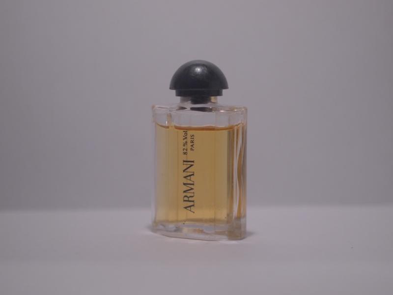 GIORGIO ARMANI/ARMANI香水瓶、ミニチュア香水ボトル、ミニガラスボトル、サンプルガラス瓶　LCC 0338（2）