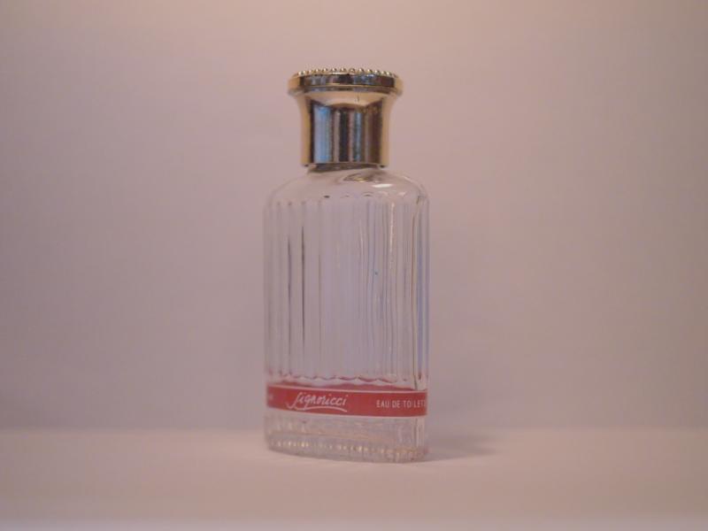NINA RICCI/Signoricci香水瓶、ミニチュア香水ボトル、ミニガラスボトル、サンプルガラス瓶　LCC 0403（2）
