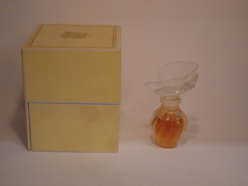 NINA RICCI/L'Air de Temps香水瓶、ミニチュア香水ボトル、ミニガラスボトル、サンプルガラス瓶　LCC 0420（3）
