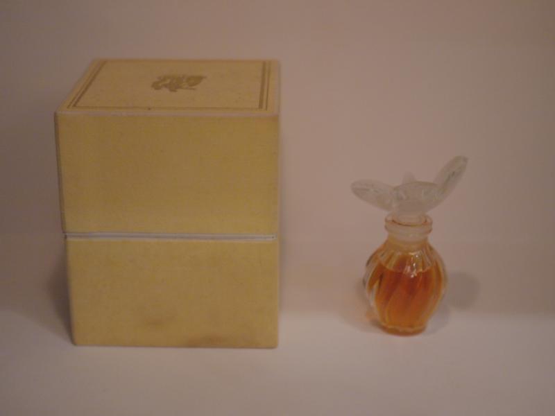 NINA RICCI/L'Air de Temps香水瓶、ミニチュア香水ボトル、ミニガラスボトル、サンプルガラス瓶　LCC 0420（4）