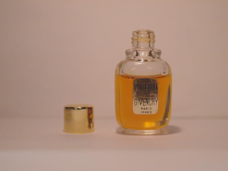 GIVENCHY/L'Interdit香水瓶、ミニチュア香水ボトル、ミニガラスボトル、香水ガラス瓶　LCC 0502（7）