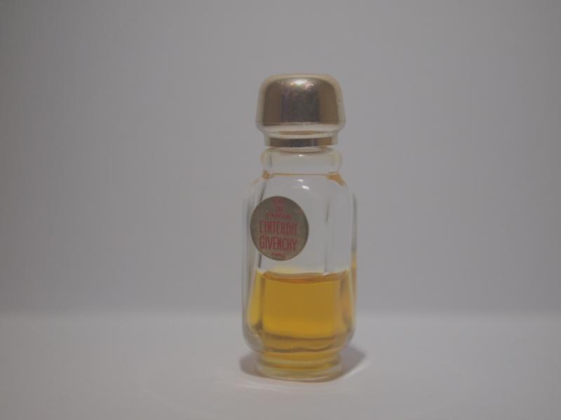 GIVENCHY/L'Interdit香水瓶、ミニチュア香水ボトル、ミニガラスボトル、香水ガラス瓶　LCC 0510（2）