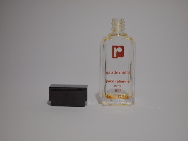 Paco Rabanne/Eau de Metal香水瓶、ミニチュア香水ボトル、ミニガラスボトル、サンプルガラス瓶　LCC 0541（5）