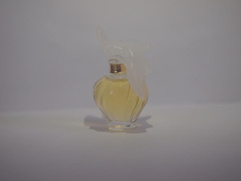 NINA RICCI/L'Air de Temps香水瓶、ミニチュア香水ボトル、ミニガラスボトル、香水ガラス瓶　LCC 0545（2）