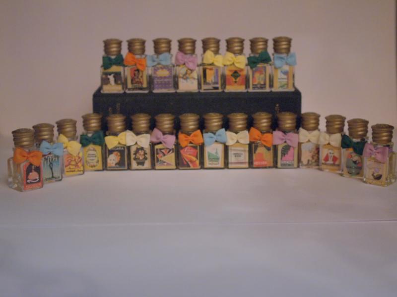BORSARI 1870香水瓶、ミニチュア香水ボトル、ミニガラスボトル、サンプルガラス瓶　LCC 0571（5）