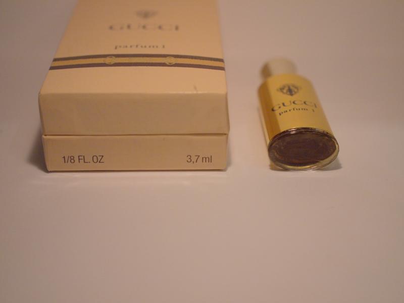GUCCI/parfum 1香水瓶、ミニチュア香水ボトル、ミニガラスボトル、サンプルガラス瓶 LCC 0609(4)